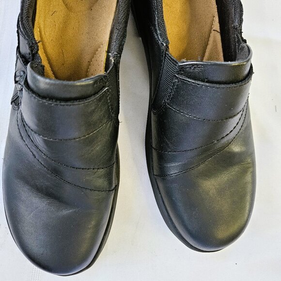 Clarks Collection Angel Pearl Wpmen's Black Leather Slipon Shoes Size 9M - Picture 2 of 7